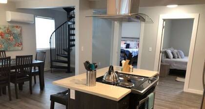 3143 Dover #4 · NEW Modern QUALITY Apartment #4 - GOODSON