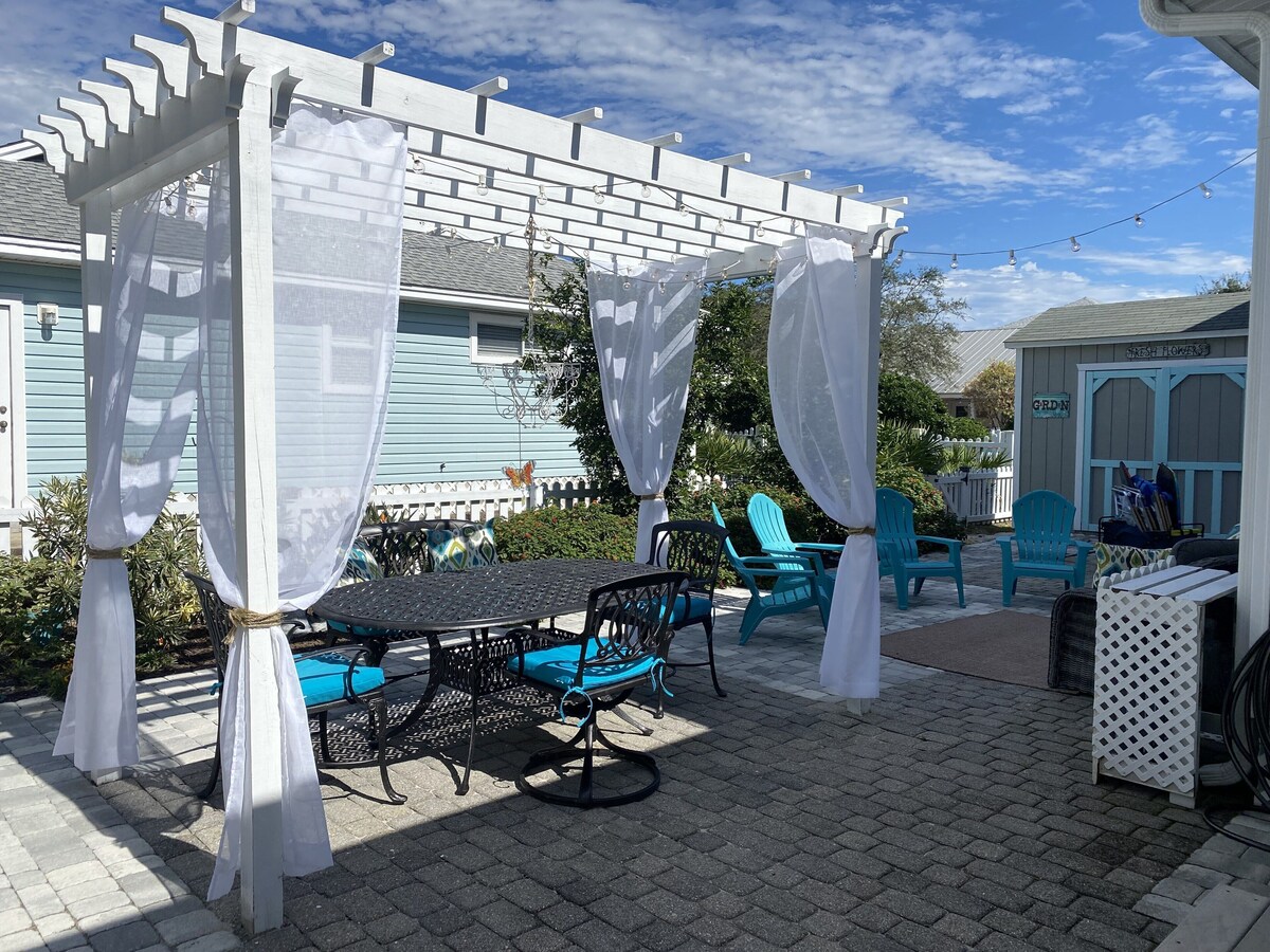 Photo 33 of PET FRIENDLY -BEACH HOUSE - Clipper Cove Cutie - 6 min walk to beach - SLEEPS 10