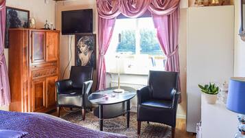 2 makuuhuonetta, vauvan matkasänky, ilmainen Wi-Fi