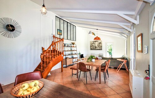 Pet friendly home in Colonzelle