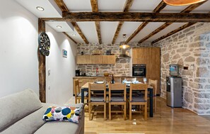 Interior - Cozy home in Kaprije with kitchen (Kaprije)