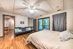 3 bedrooms, internet, bed sheets
