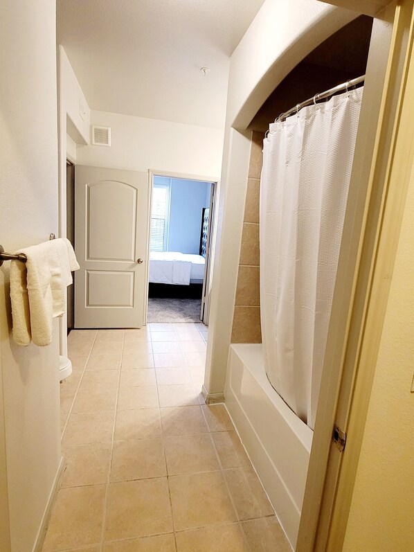 1 bedroom, iron/ironing board, free WiFi, bed sheets