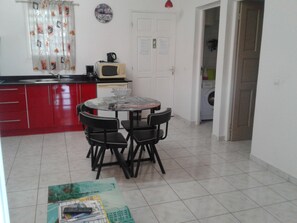 Dining - Bungalow f3 with pool (Le Moule)