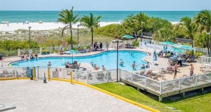 Relax, Unwind & Enjoy the Gulf