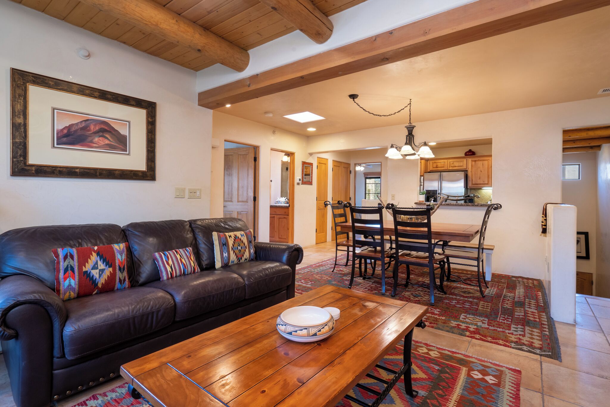 Condo (2 Bedrooms) | Kemudahan hartanah