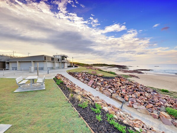 Property grounds - 41A Ocean Ave (Anna Bay)