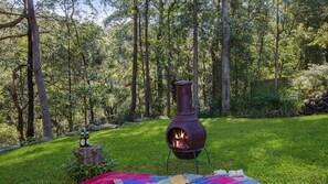 Property grounds - HILLDO - Beautiful home set amongst the tree  - SPECIALS ON NOW ! (Kurrajong Heights)