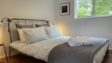 1 chambre, fer et planche Ă repasser, draps fournis