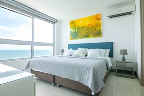 2 chambres, fer et planche à repasser, literie fournie