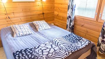 2 habitaciones, cuna de viaje y internet