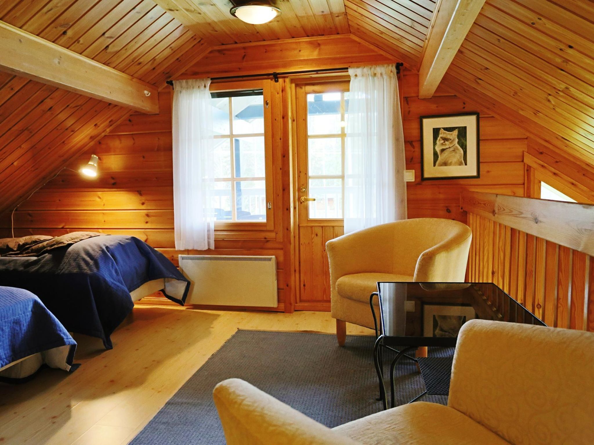 2 bedrooms, travel cot, Internet