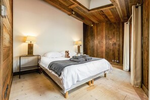 3 bedrooms, free WiFi, bed sheets