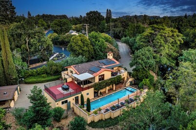 An Italian Villa in the heart of Napa Valley!