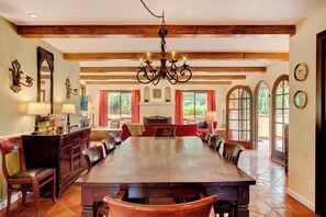 Dining - An Italian Villa in the heart of Napa Valley! (Napa)