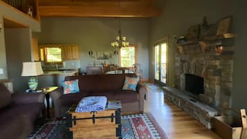 Smart TV, fireplace, offices, printers
