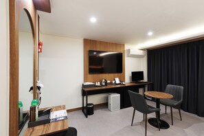 Deluxe twin | Individually decorated, individually furnished, free WiFi, bed sheets - Jeonju Urban Hotel (Jeonju)