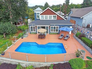 Outdoor pool, a heated pool - Luxury Waterfront: Pool, Beach & Theater (Camano)