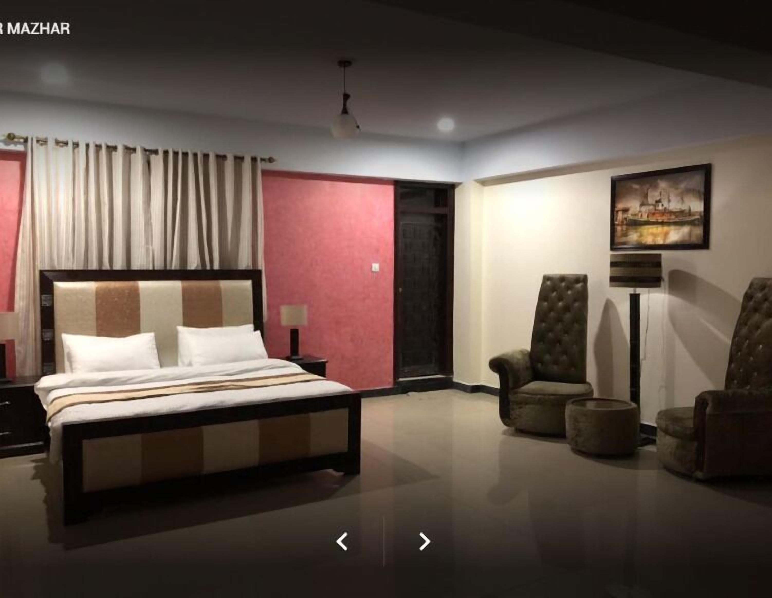 Deluxe Double Room | Iron/ironing board, free WiFi