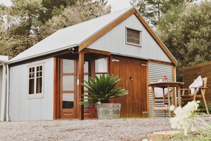 Exterior - WayWood Wines Vineyard Hideway (McLaren Flat)