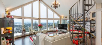 Luxury Panoramic View Home