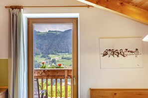 Interior - Holiday Apartment "Dolomiten Winklerhof" with Mountain View, Garden & Wi-Fi (Villanders)