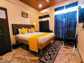Deluxe Room - Punest Hospitality (Pune)