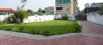 Usman Lodges Ajk