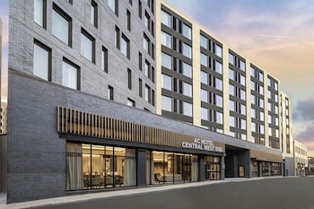 AC Hotel St. Louis Central West End