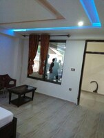 Tabla de planchar con plancha y wifi gratis 