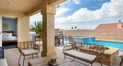 ❤️Modern 4BR Joshua Tree House w/ heated Pool!