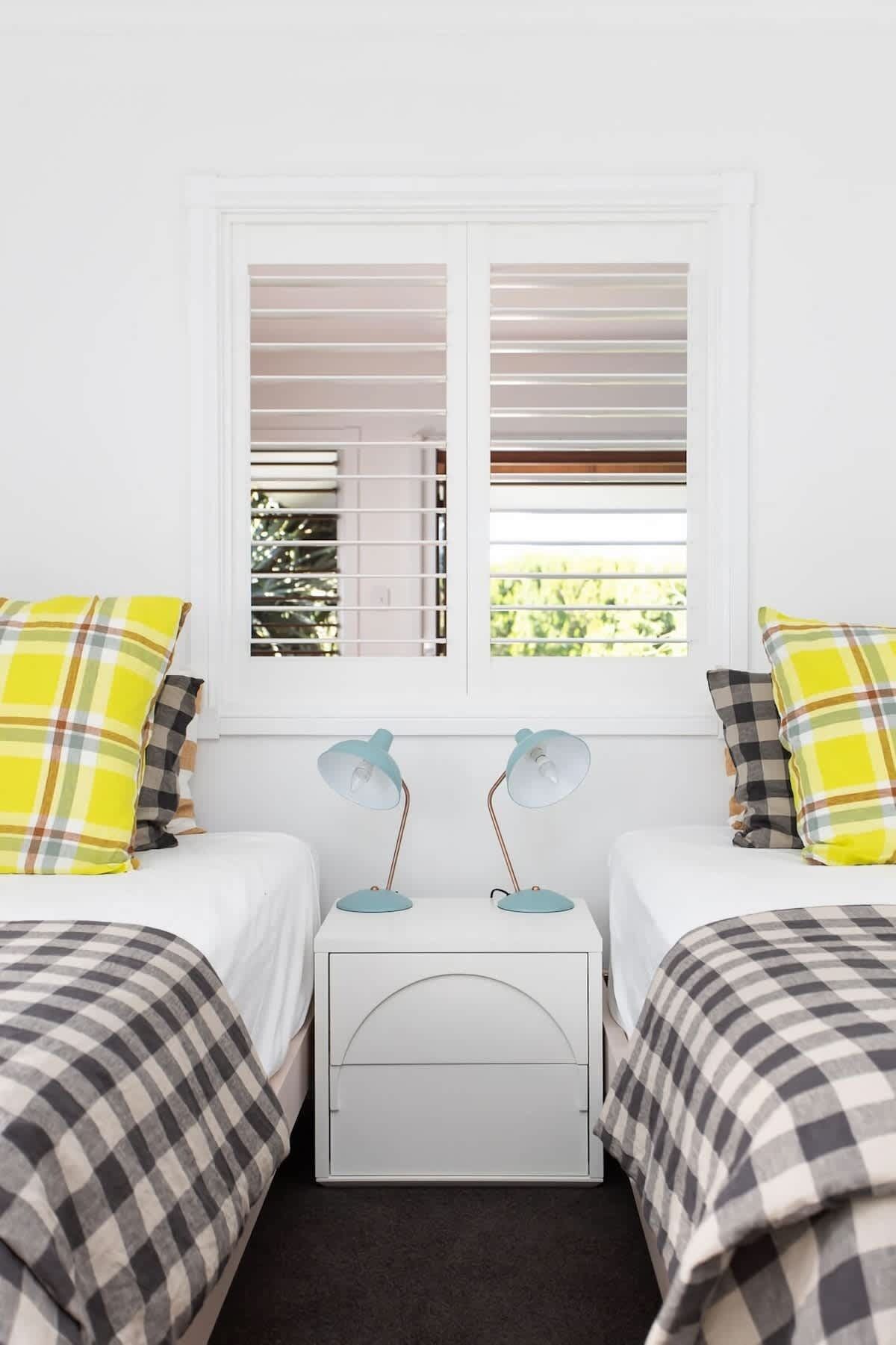 5 bedrooms, desk, iron/ironing board, free WiFi