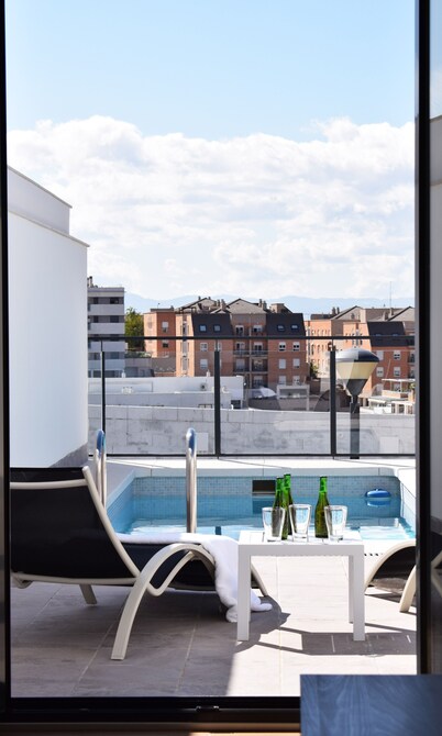 Magnificent house with private pool in Granada