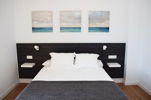 4 Schlafzimmer, Bügeleisen/Bügelbrett, Reisekinderbett, kostenloses WLAN