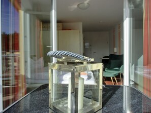 Interior - KW20 "Südwind 1" - 1-room apartment for max. 2 persons with WLAN (Gelbensande)