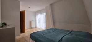2 bedrooms - Vacation apartment A3 - close to the beach - (84 m²) - three balconies and two (Graal-Müritz)