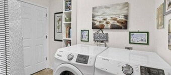 Charming Townhouse in the River Road Neighborhood - Pet friendly - Close to Downtown