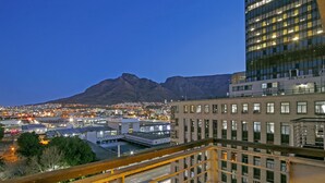 City view from property - Fountain Suite 1005 (Cape Town)