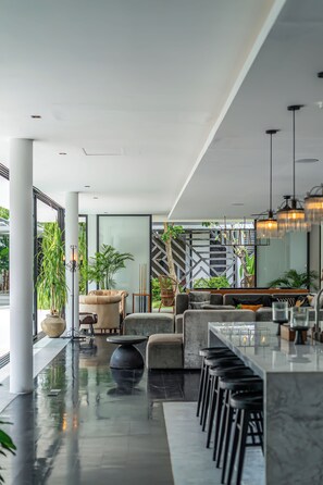 Luxury Villa, 6 Bedrooms | Private kitchen - Villa BullHouse (Seminyak)