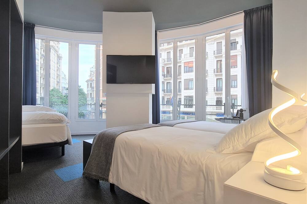 Hotel Plaza View