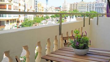 Quadruple Room | Terrace/patio