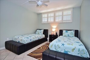 guest bedroom with 2 twins