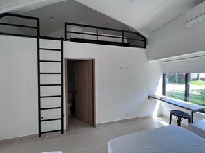 3 bedrooms, desk, iron/ironing board, travel crib