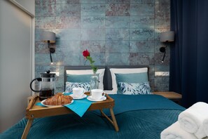 1 bedroom, bed sheets - Cztery Pory Roku by Renters (Kolobrzeg)