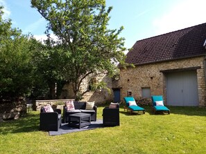 Terrace/patio - Le Gite du Lapin Bleu (Baigneux-les-Juifs)