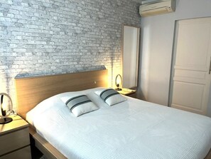 4 quartos, ferros/tábuas de passar roupa, Wi-Fi de cortesia