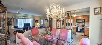 12 Mi to Hersheypark: Family Home w/ Deck!