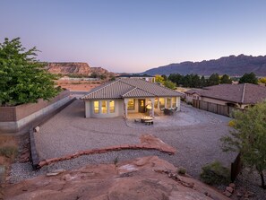 Exterior - Executive Rental Home Near Golf Course (Moab)