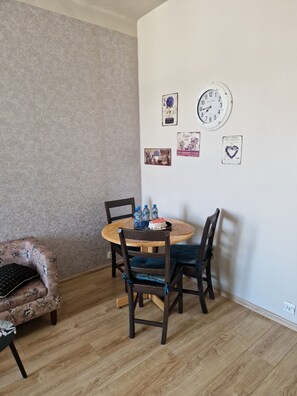 Dining - Apartment Sara Old Town (Kraków)
