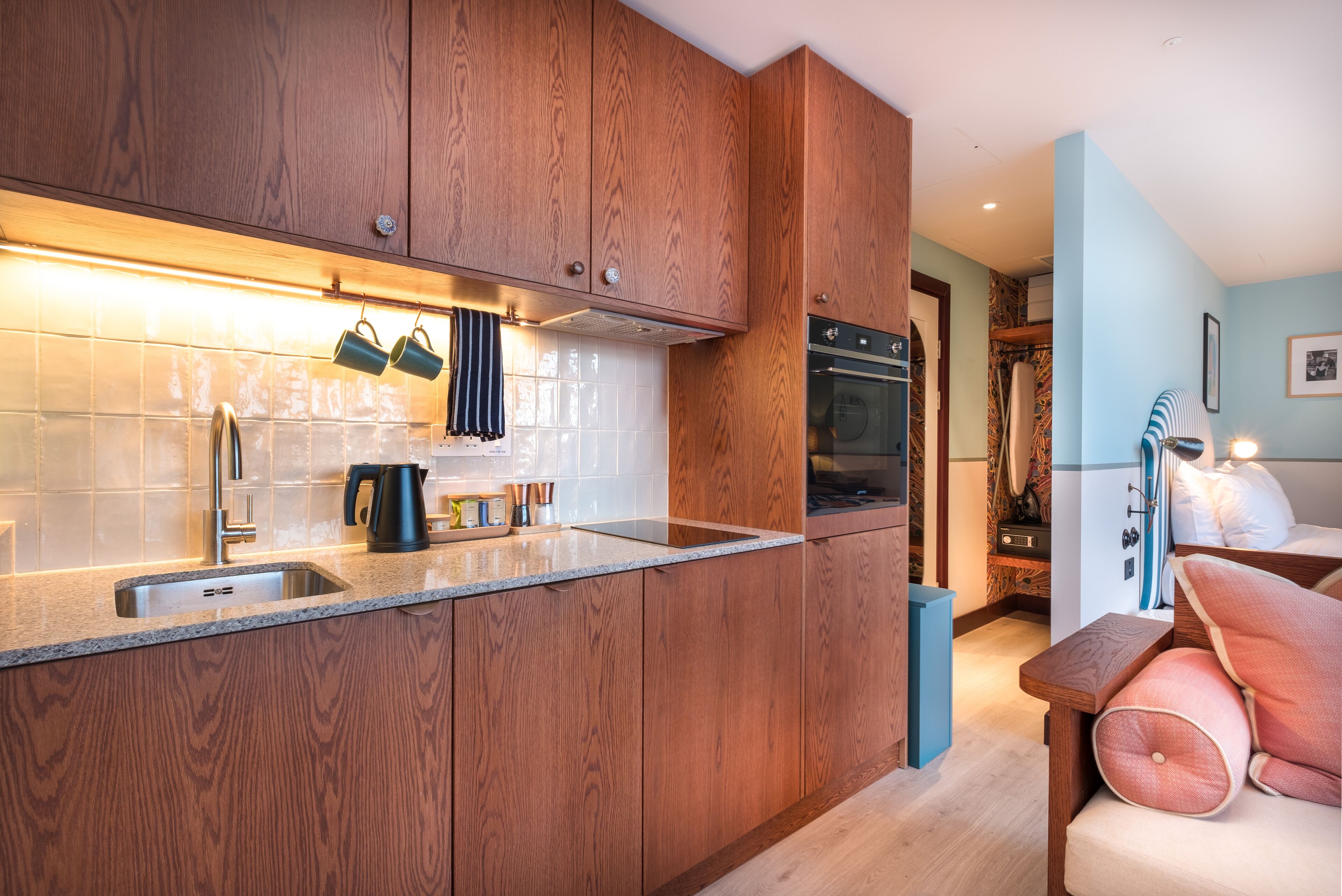 suite | private kitchenette | fridge, microwave, stovetop, toaster